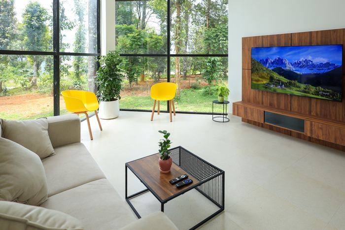 Living area with floor-to-ceiling glass